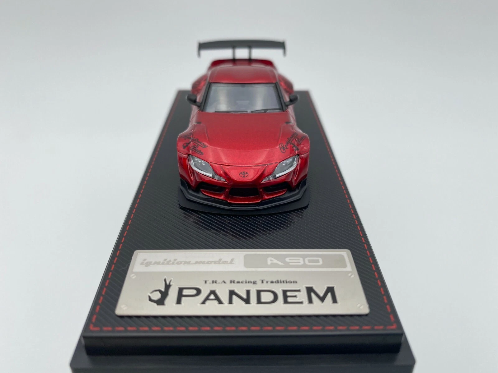 IGNITION MODEL 1:64 TOYOTA SUPRA PANDEM (A90) ROJO METALIZADO - Image 2