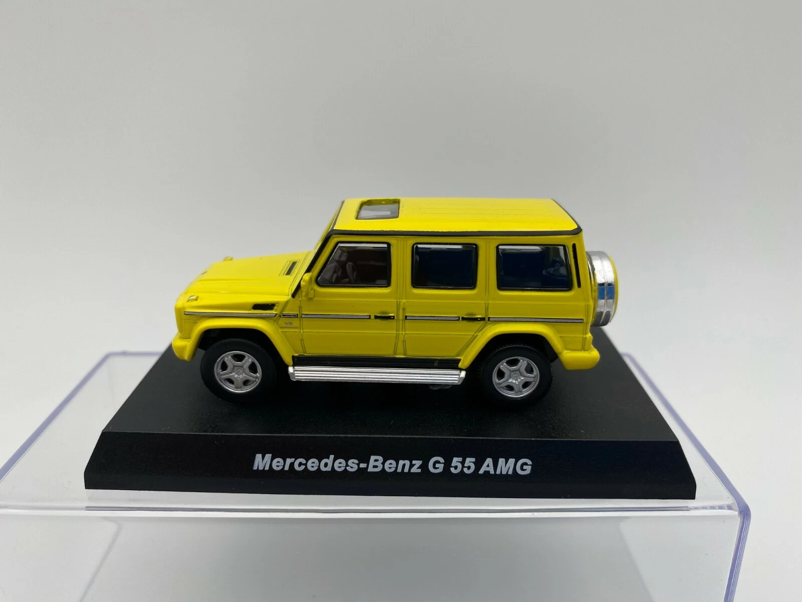 KYOSHO 1:64 MERCEDES BENZ G 55 AMG AMARILLO