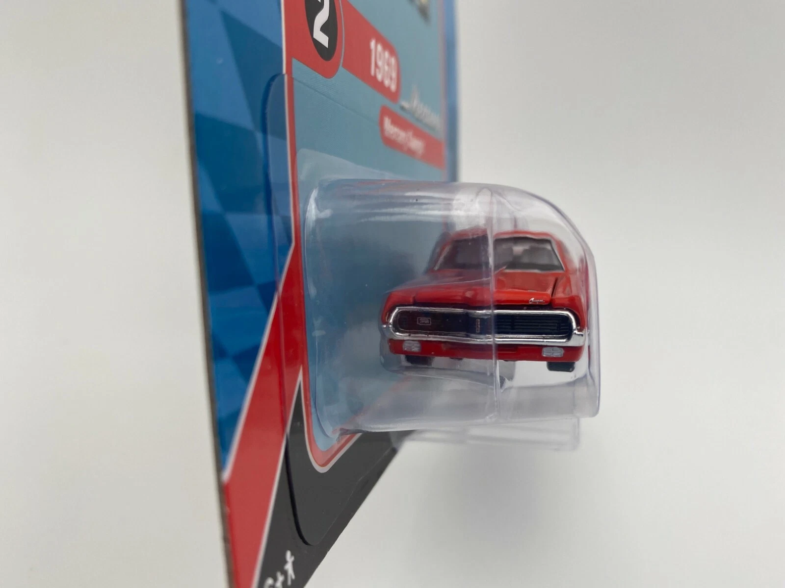 RACING CHAMPIONS 1:64 MERCURY COUGAR 1969 - Image 2