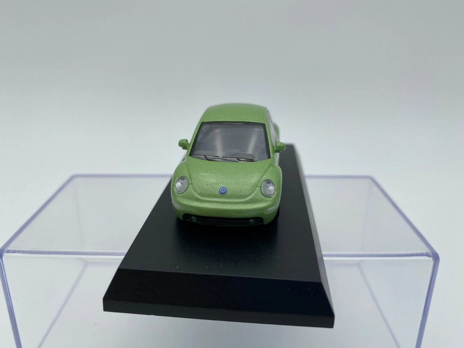 SOLIDO 1:64 VW NEW BEETLE VERDE - Imagen 2