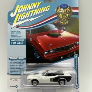 JOHNNY LIGHTNING 1:64 PLYMOUTH CUDA CONVERTIBLE 1971 BLANCO