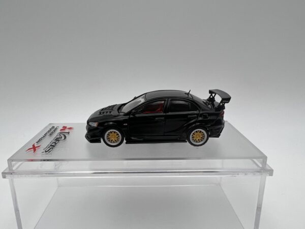 CM MODEL 1:64 MITSUBISHI LANCER EVO X VARIS NEGRO - Imagen 3