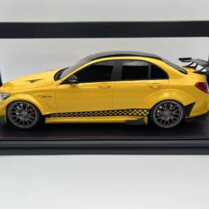 GLM 1:18 MERCEDES C63S AMG DARWINPRO WIDEBODY AMARILLO