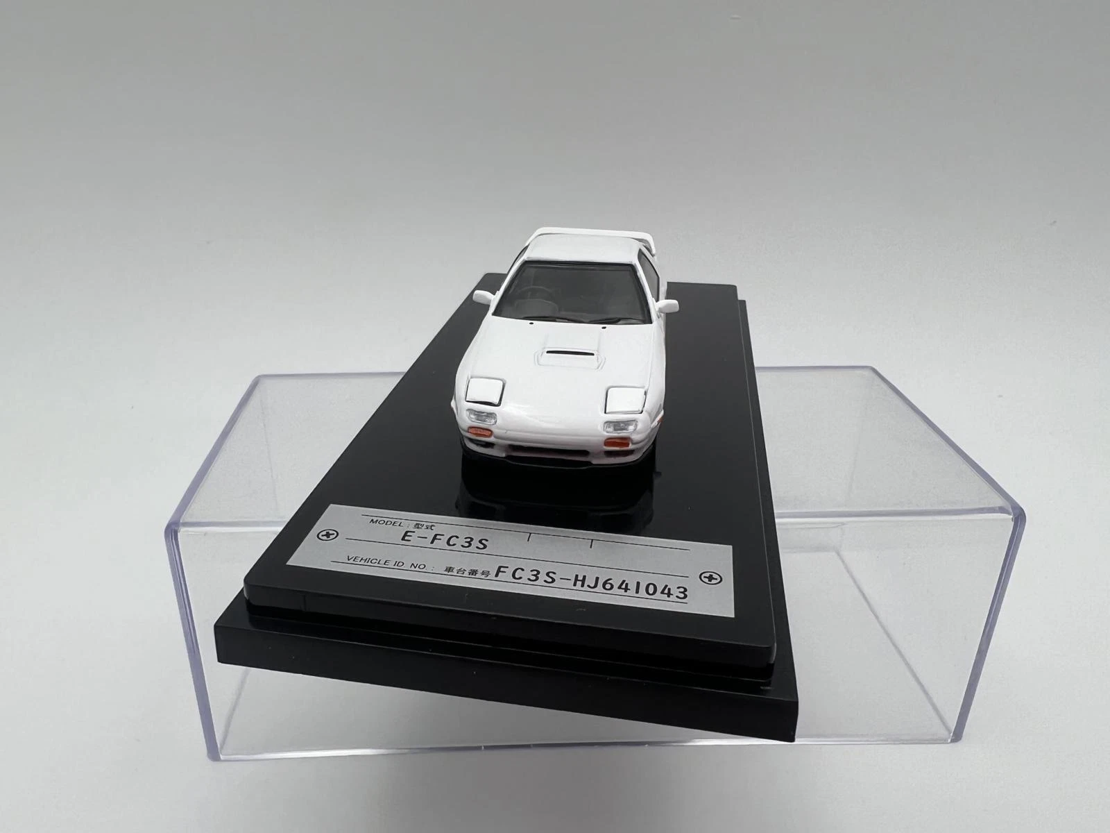 HOBBY JAPAN 1:64 MAZDA RX7 FC3 BLANCO - Imagen 3