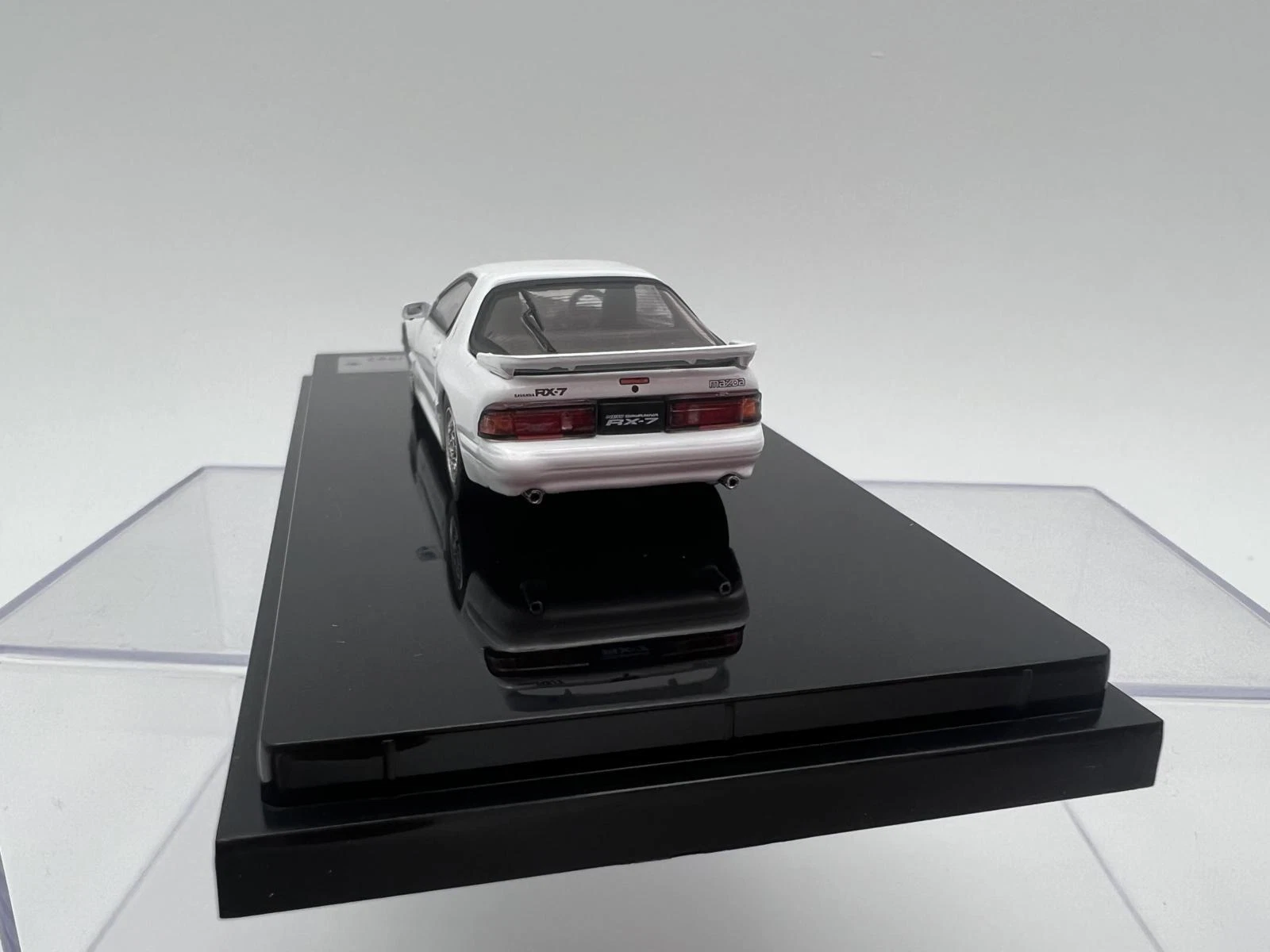 HOBBY JAPAN 1:64 MAZDA RX7 FC3 BLANCO - Imagen 4