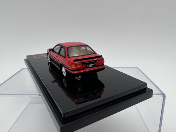 HOBBY JAPAN 1:64 TOYOTA LEVIN AE86 TOM`S IGETA WHEEL ROJO/NEGRO – Image 4
