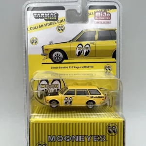 TARMAC WORKS 1:64 DATSUN 510 WAGON MOONEYES