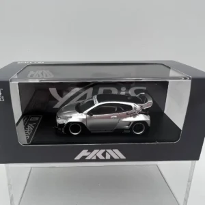 HKM 1:64 TOYOTA YARIS PANDEM ROCKET BUNNY PLATA