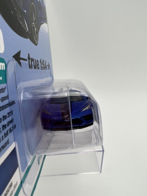AUTO WORLD 1:64 CHEVROLET CORVETTE 2020 - Imagen 2