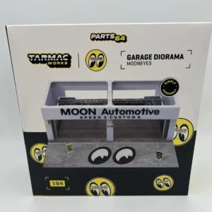 TARMAC WORKS 1:64 GARAGE DIORAMA MOONEYES