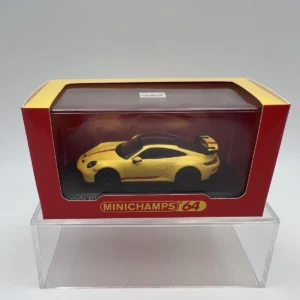 MINICHAMPS 1:64 PORSCHE 911 GT3 RACING YELLOW