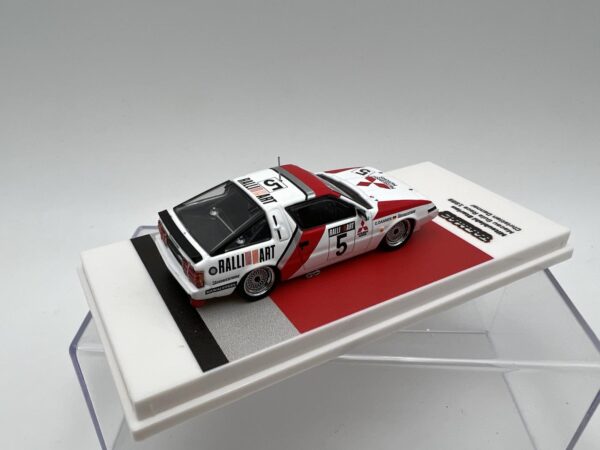 TARMAC WORKS 1:64 MITSUBISHI STARION MACAU GUIA RACE 1988 - Imagen 5