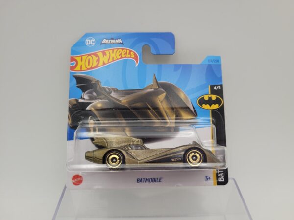 HOTWHEELS 1:64 BATMOBILE