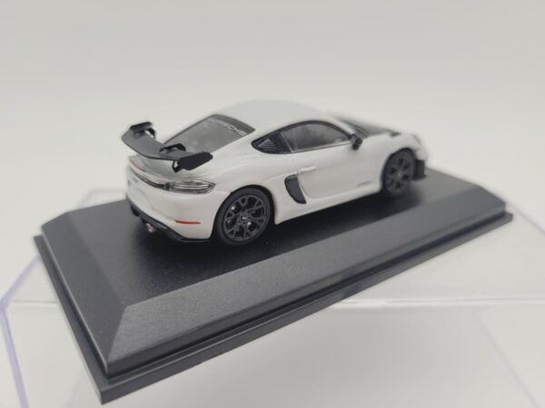 MINICHAMPS 1:64 PORSCHE CAYMAN GT4 RS GRIGIOCAM POVOLO - Imagen 4