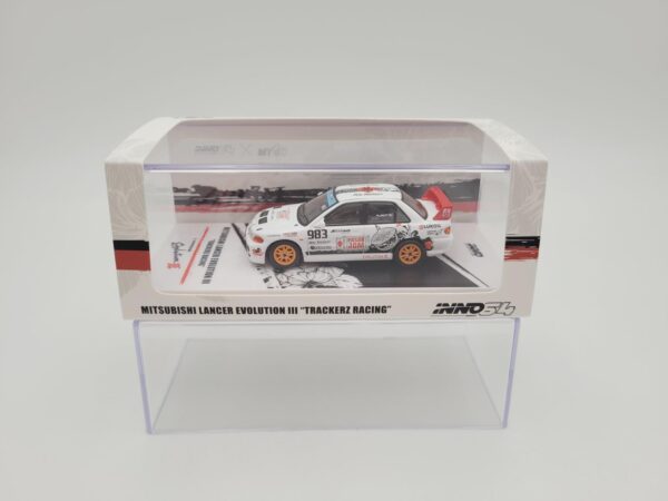 INNO MODELS 1:64 MITSUBISHI LANCER EVOLUTION III "TRACKERZ RACING"