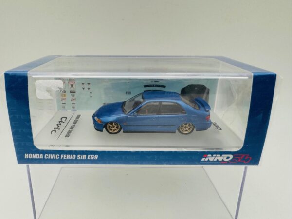 INNO MODELS 1:64 HONDA CIVIC FERIO SIR BLUE 1992