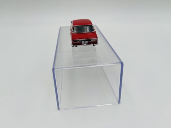 TARMAC WORKS 1:64 DATSUN BLUEBIRD 1600SSS JCOLLECTION - Imagen 5