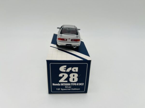 ERA CAR 1:64 HONDA INTEGRALE TYPE-R DC2 SILVER - Imagen 4