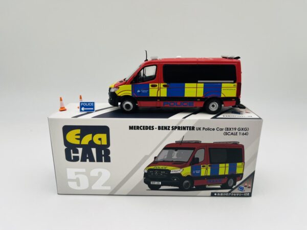 ERA CAR 1:64 MERCEDES BENZ SPRINTER HK POLICE CAR BX19 GXG