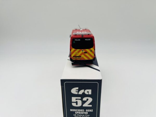 ERA CAR 1:64 MERCEDES BENZ SPRINTER HK POLICE CAR BX19 GXG - Imagen 4