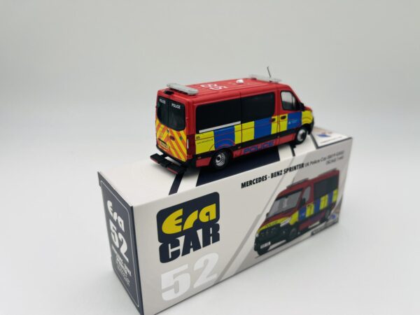 ERA CAR 1:64 MERCEDES BENZ SPRINTER HK POLICE CAR BX19 GXG - Imagen 5