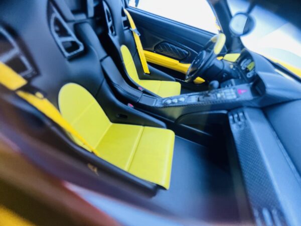 IVY 1:18 PORSCHE GEMBALLA MIRAGE GT YELLOW 10/39 PCS - Imagen 9