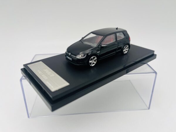 ZOOM 1:64 VW GOLF BLACK – Bild 3