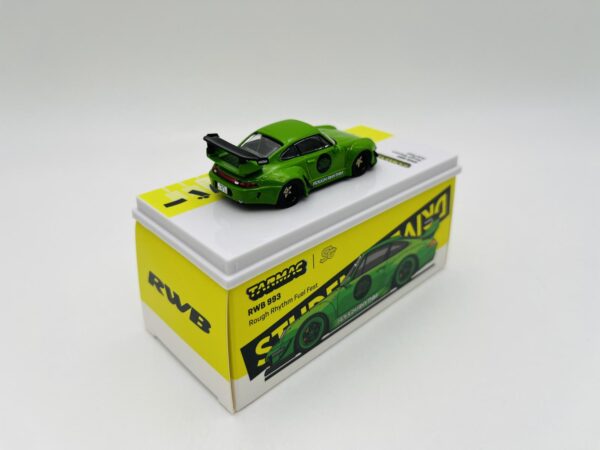 TARMAC WORKS 1:64 RWB 993 ROUGH RHYTHM FUEL FEST - Imagen 5