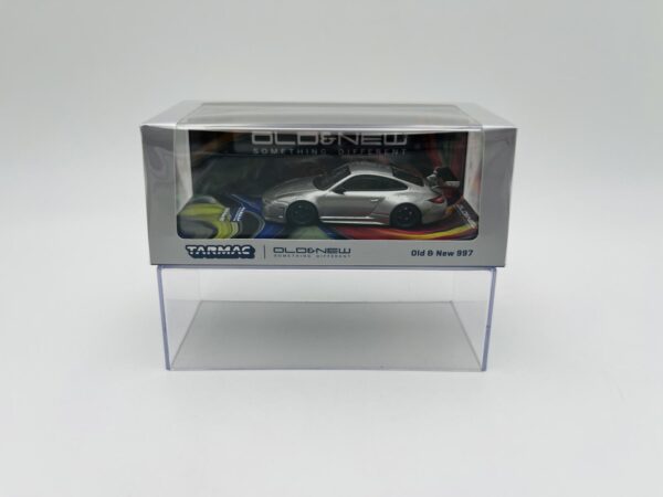 TARMAC WORKS 1:64 OLD & NEW 997 GRAY METALLIC