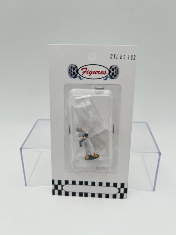 FIGURES 1:64 DOC BROWN