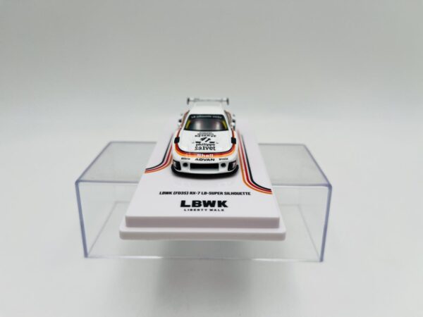INNO MODELS 1:64 LBWK (FD3S) RX 7 LB SUPER SILHOUETTE WHITE - Imagen 2