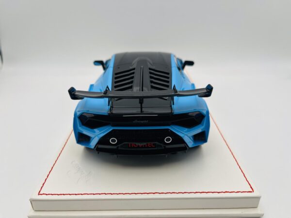 RUNNER 1:18 LAMBORGHINI HURACAN STO NOVITEC BLUE 31/66 PCS - Imagen 6