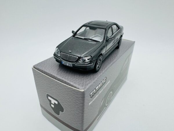 TARMAC WORKS 1:64 MERCEDES BENZ S 65 AMG GREY - Imagen 2