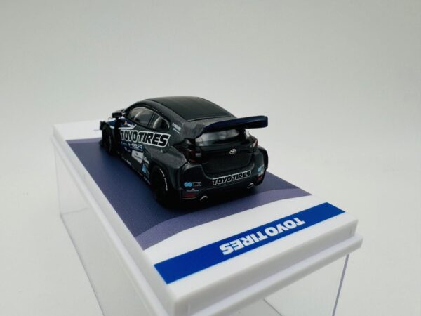 TARMAC WORKS 1:64 PANDEM TOYOTA GR YARIS TOYO TIRES - Imagen 5
