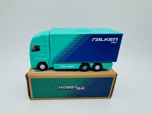 TARMAC WORKS 1:64 TOYOTA HILUX FALKEN WITH TRUCK - Imagen 5