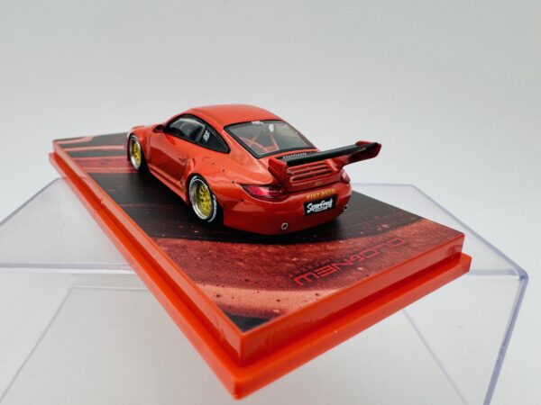 TARMAC WORKS 1:64 PORSCHE 997 OLD AND NEW RED METALLIC - Imagen 4