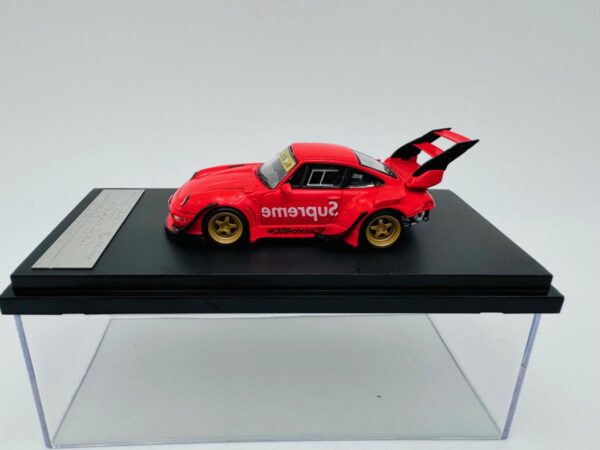 STREET WEAPON 1:64 PORSCHE 993 SUPREME HIGHER TAIL - Imagen 3