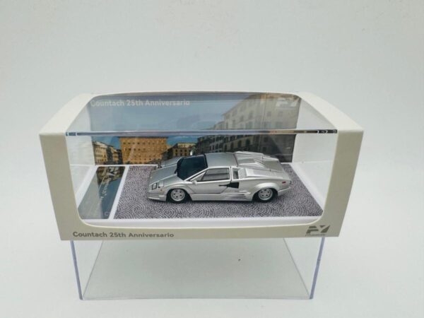 FINDCLASSICALLY 1:64 LAMBORGHINI COUNTACH LP5000 QV 25TH ANNIVERSARY