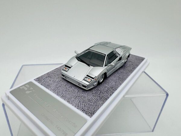 FINDCLASSICALLY 1:64 LAMBORGHINI COUNTACH LP5000 QV 25TH ANNIVERSARY - Imagen 3
