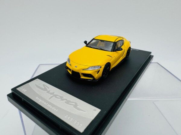 TIME MODEL 1:64 TOYOTA SUPRA A90 YELLOW - Imagen 3