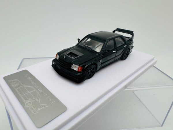 RHINO MODEL 1:64 MERCEDES 190E BLACK - Imagen 4