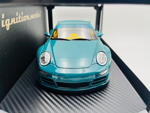 IGNITION 1:18 PORSCHE RWB 997 GREEN 3249 - Imagen 4