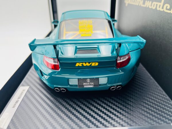 IGNITION 1:18 PORSCHE RWB 997 GREEN 3249 - Imagen 5