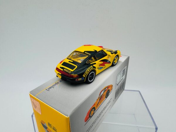 TINY 1:64 PORSCHE 993 SHELL º26 – Image 3