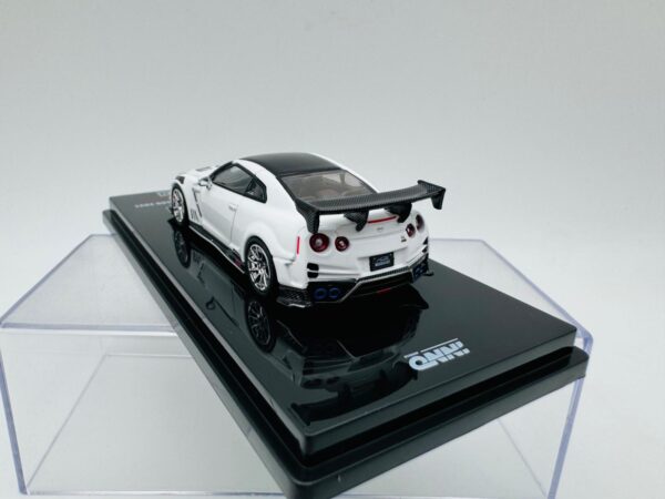 INNO MODELS 1:64 NISSAN GTR R35 TOP SECRET TOKYO SALON 2021 - Image 3