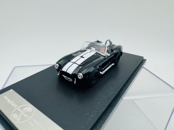FINE WORKS64 1:64 FORD SHELBY COBRA 427 BLACK - Image 2