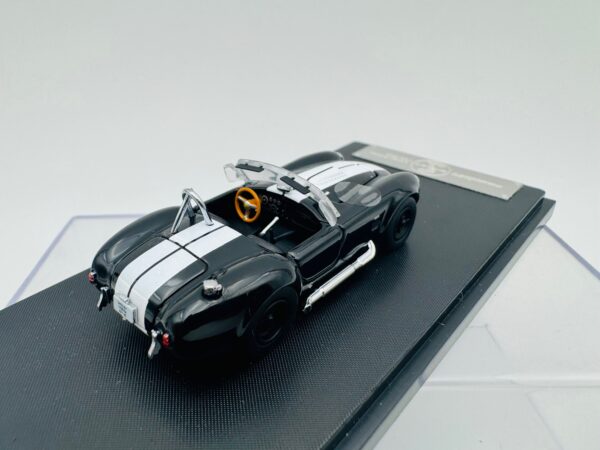 FINE WORKS64 1:64 FORD SHELBY COBRA 427 BLACK - Image 5