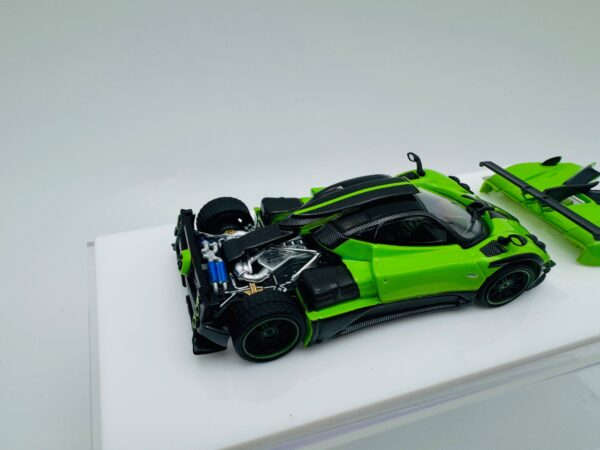 HKM 1:64 PAGANI ZONDA 760 BERLINETTA APPLE GREEN - Image 4
