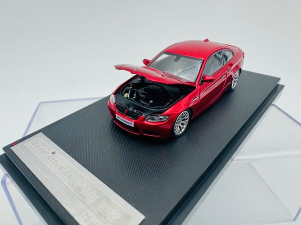 MODEL ATTUDIDE 1:64 BMW M3 E92 METALLIC RED - Image 2