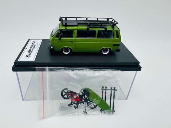 MORTAL 1:64 VW T3 LOW MILITARY GREEN - Imagen 2